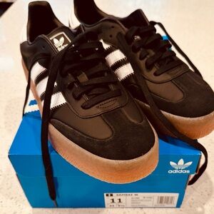 NWT Adidas Sambae Shoes - Black and White Sneakers, men’s size 11